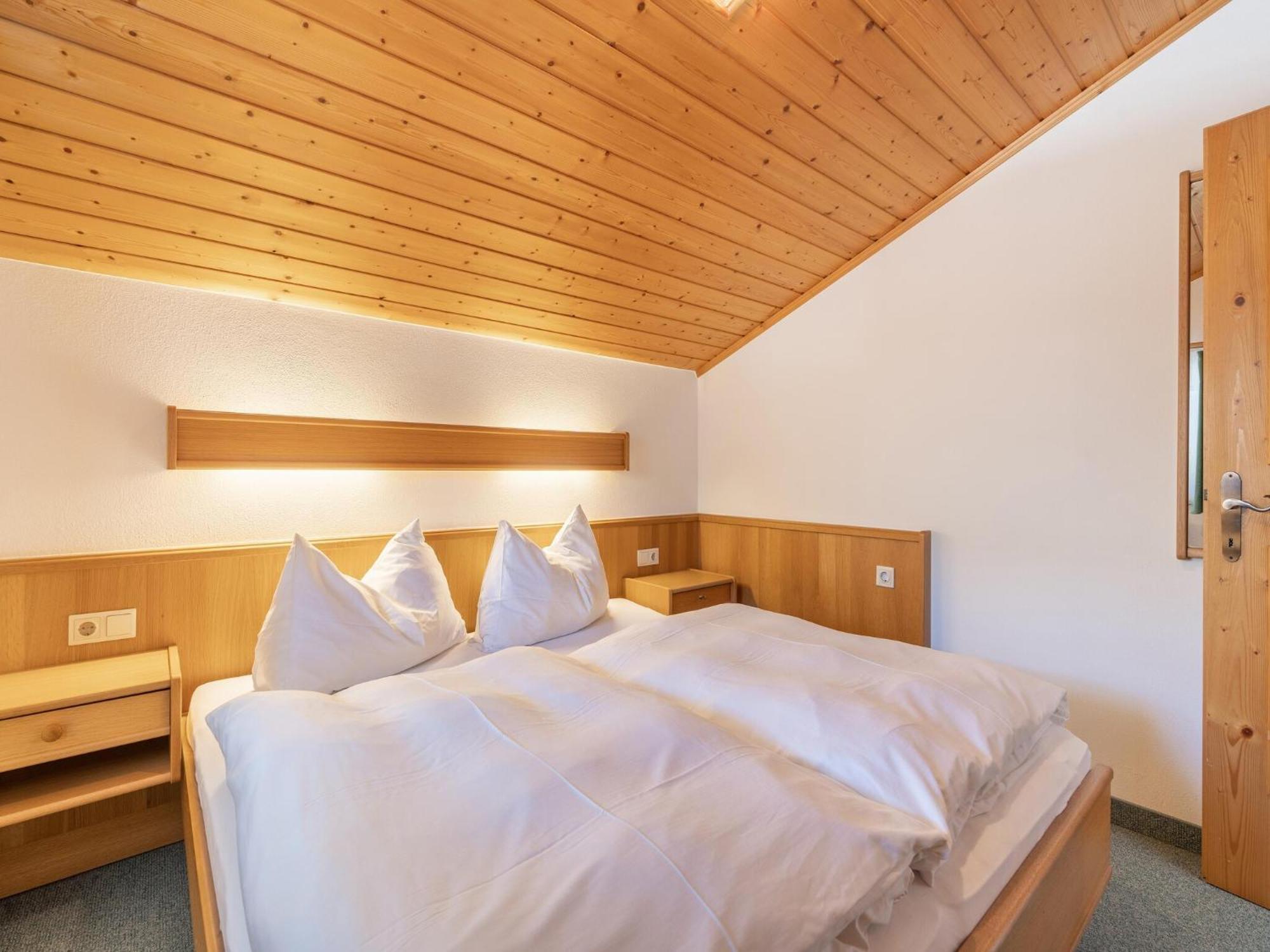 Beautiful Apartment In Mittersill With Balcony Exterior photo